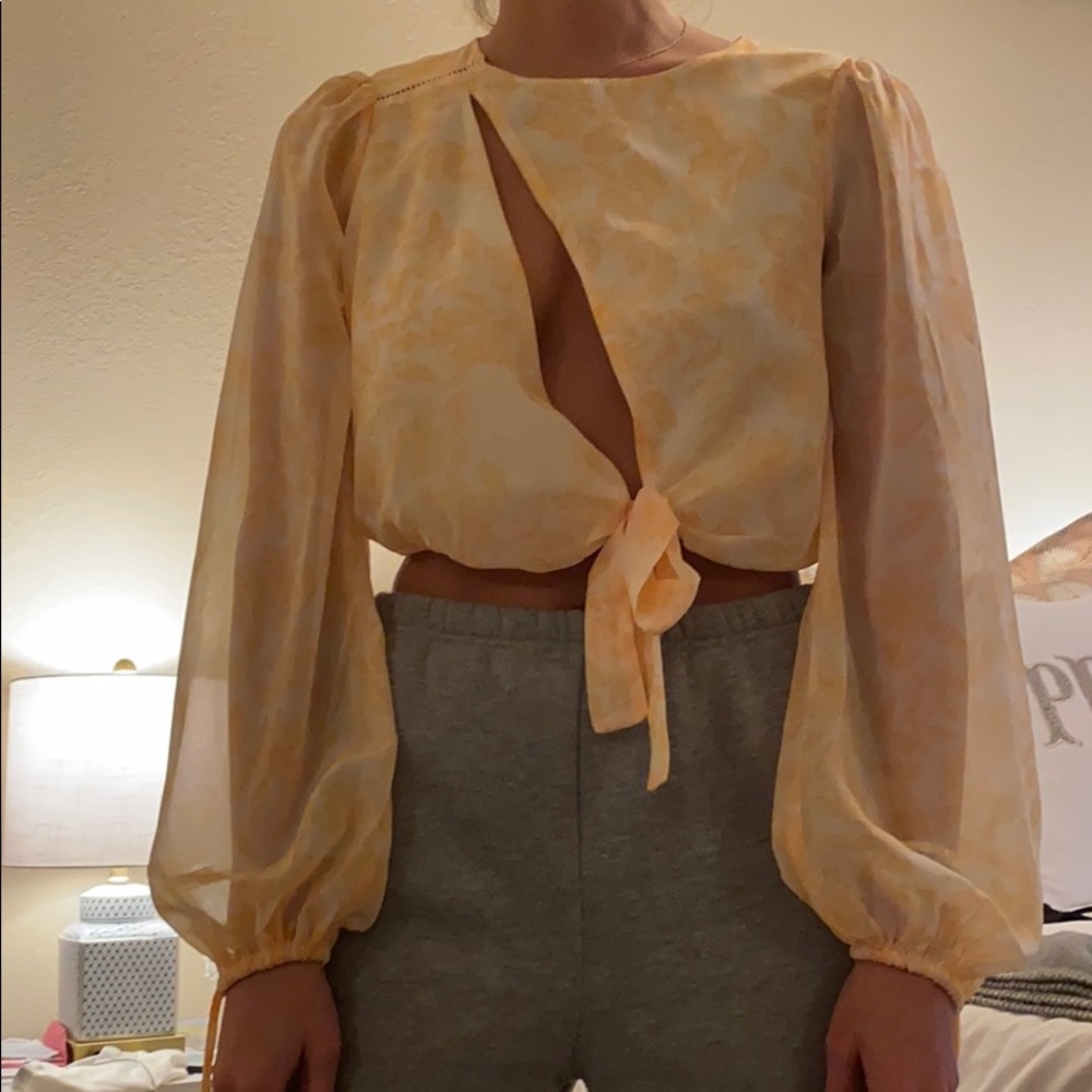 NWT House of Harlow Top